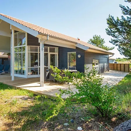 Hébergement de vacances 6 Person In *